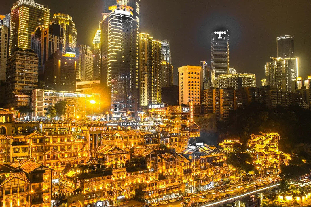 重庆,美食、友情与家的温馨日常故事